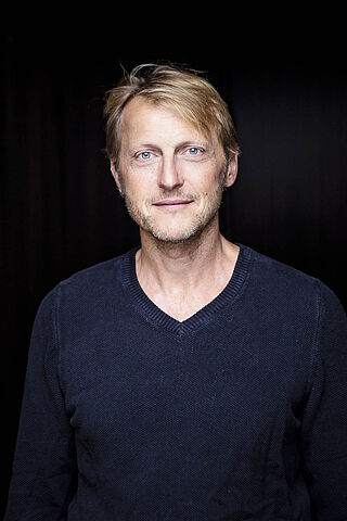 Porträt des Schauspielers Imanuel Humm.
