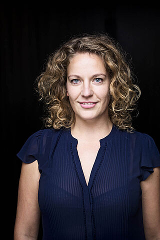 Porträt der Schauspielerin Isabel Baumert.
