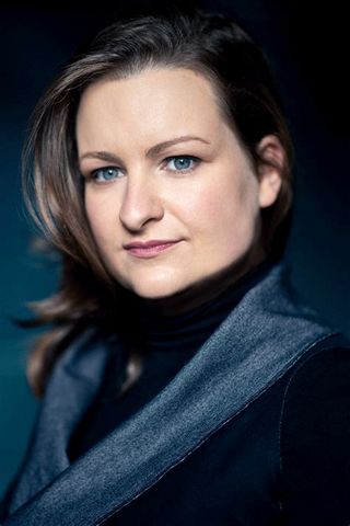 Porträt der Regisseurin und Operndirektorin Anja Kühnhold