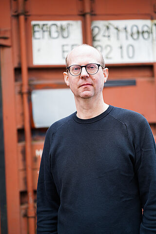 Porträt von Erik Langer, Gitarrist von Kettcar